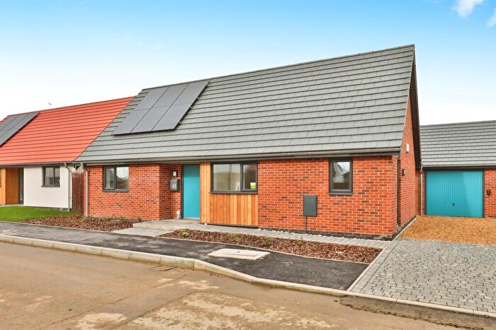 2 Bedroom Detached Bungalow For Sale In Swanflower Way, Swaffham, PE37