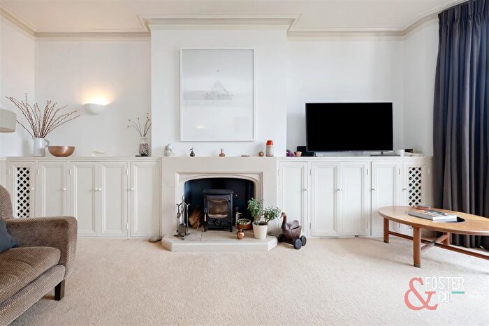 5 Bedroom Detached House For Sale In Surrenden Road, Brighton, BN1