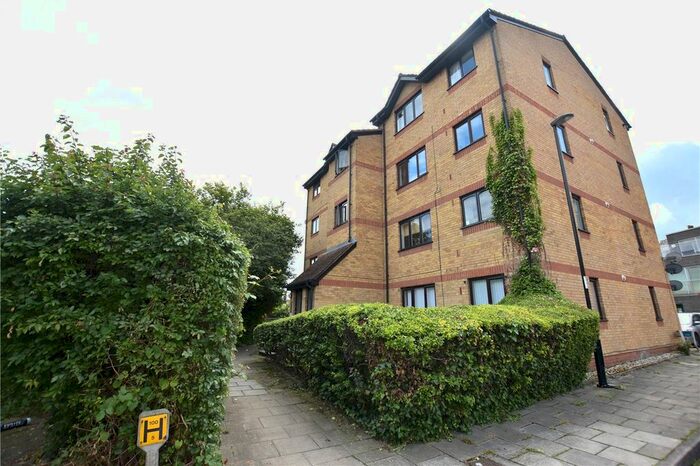 1 Bedroom Studio To Rent In Baildon Street, London, SE8