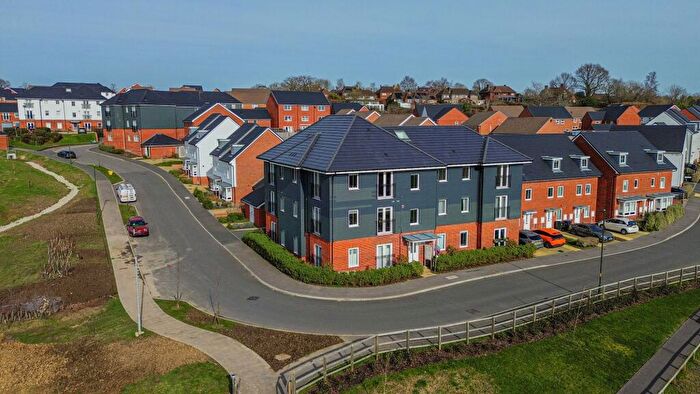 2 Bedroom Flat For Sale In Virginia Drive, Haywards Heath, RH16