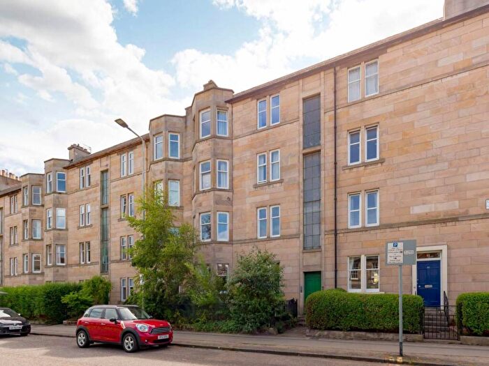 2 Bedroom Flat To Rent In Comely Bank Road, Comely Bank, Edinburgh, EH4