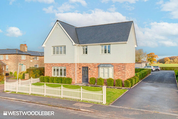 3 Bedroom Detached House To Rent In Hunsdon Road, Widford, SG12