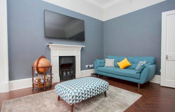 2 Bedroom Flat To Rent In Finlay Drive, Glasgow, G31