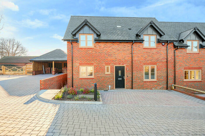 3 Bedroom End Of Terrace House For Sale In Home Farm, Embley Lane, East Wellow, Romsey, SO51