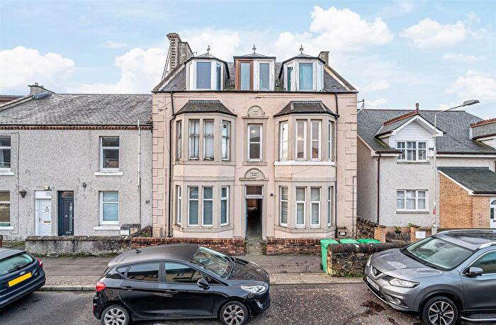 2 Bedroom Flat For Sale In C Lady Campbells Walk, Dunfermline, KY12