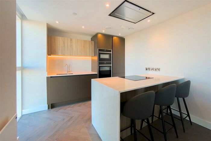2 Bedroom Apartment For Sale In Castle Wharf, M15