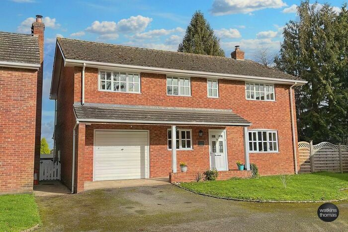 4 Bedroom Detached House For Sale In Bull Farm Cottages, Letton, Hereford, HR3