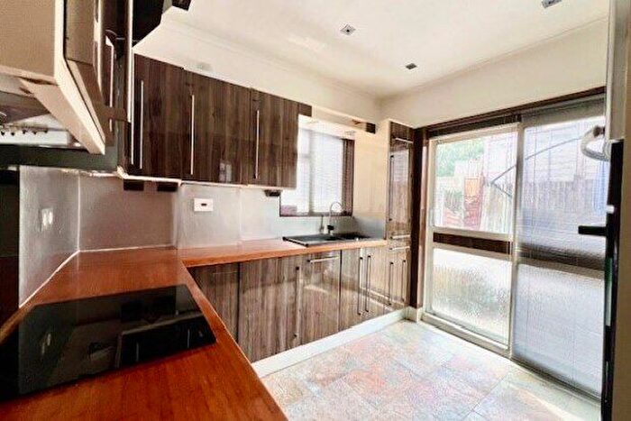 3 Bedroom Property To Rent In Cowslip Road, London, E18