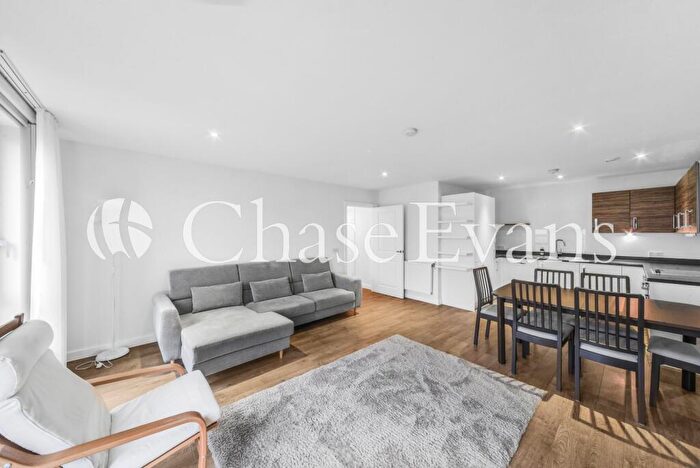 2 Bedroom Flat For Sale In Pasmore Court, New Festival Avenue, Poplar, London, E14