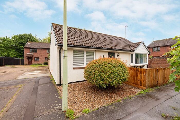 2 Bedroom Detached Bungalow For Sale In Carnoustie Drive, Lowestoft, NR33