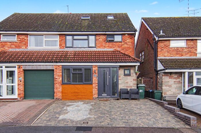 3 Bedroom Semi Detached House For Sale In Nova Croft, Coventry, CV5