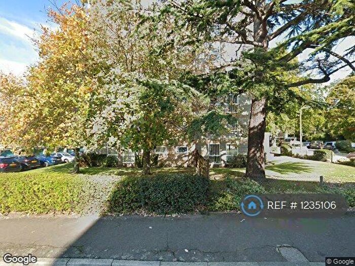 2 Bedroom Flat To Rent In Bonchurch Close, Sutton, SM2