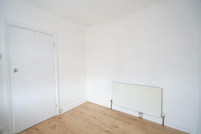 2 Bedroom Bungalow To Rent In Chadwell Road, Grays, RM17