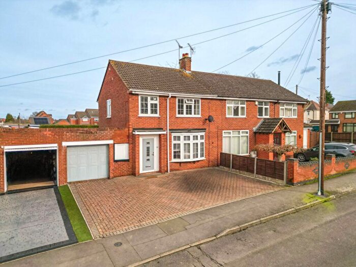 3 Bedroom Semi Detached House For Sale In Church Lane, Nuneaton, CV10