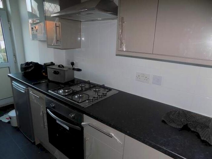 3 Bedroom Property To Rent In Hyde Way, Hayes, Middlesex, UB3