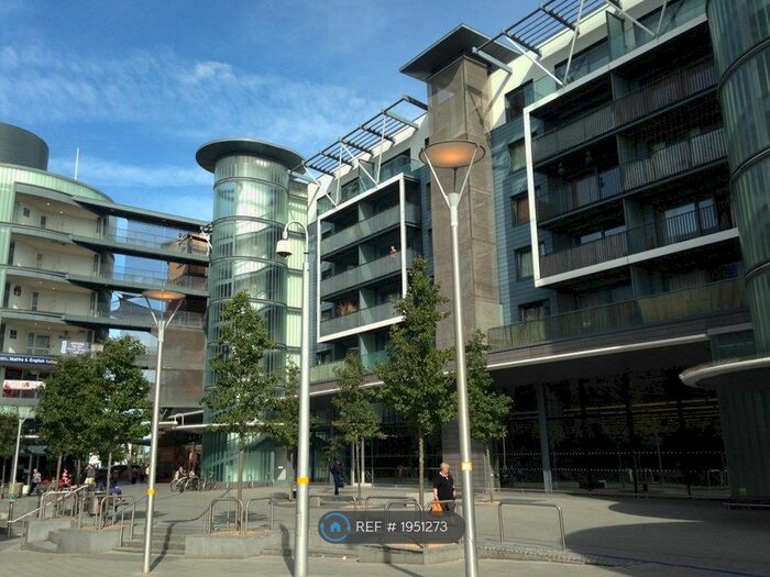 2 Bedroom Flat To Rent In Providence House, Maidenhead, SL6