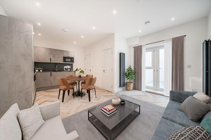 1 Bedroom Flat To Rent In Griffin Road, London, SE18