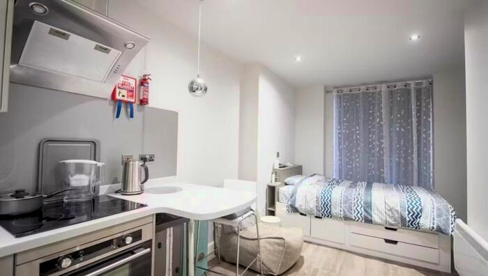 1 Bedroom Flat To Rent In - De Montfort St, Leicester, LE1