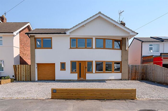 4 Bedroom Detached House For Sale In Pear Tree Avenue, Upper Poppleton, York, YO26