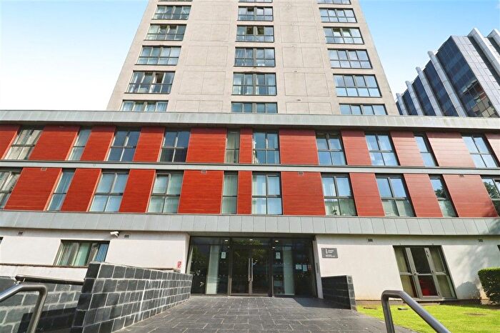 1 Bedroom Flat For Sale In Newport Road, Cardiff, CF24
