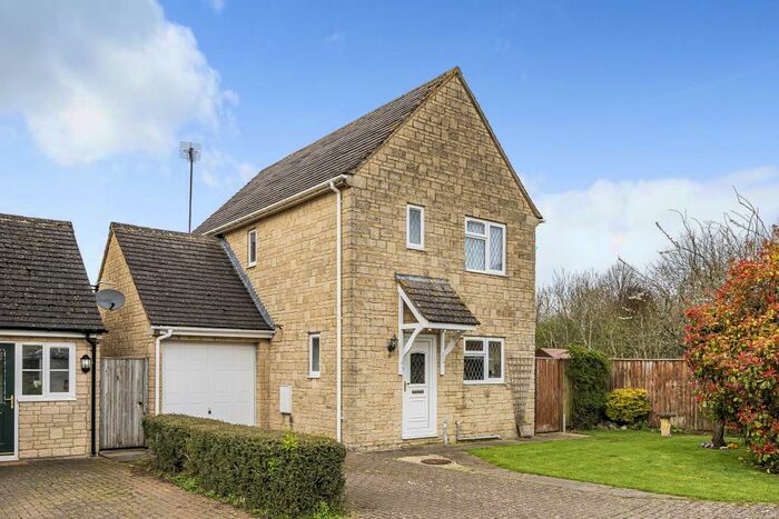 3 Bedroom Detached House For Sale In Kingham, Oxfordshire, OX7
