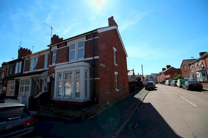 3 Bedroom End Of Terrace House To Rent In Station Road, Rushden, NN10