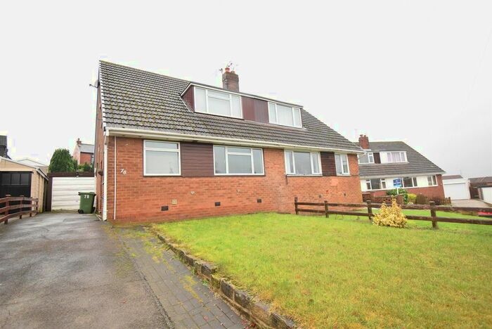 3 Bedroom Semi-Detached Bungalow To Rent In Water Lane, Middlestown, WF4
