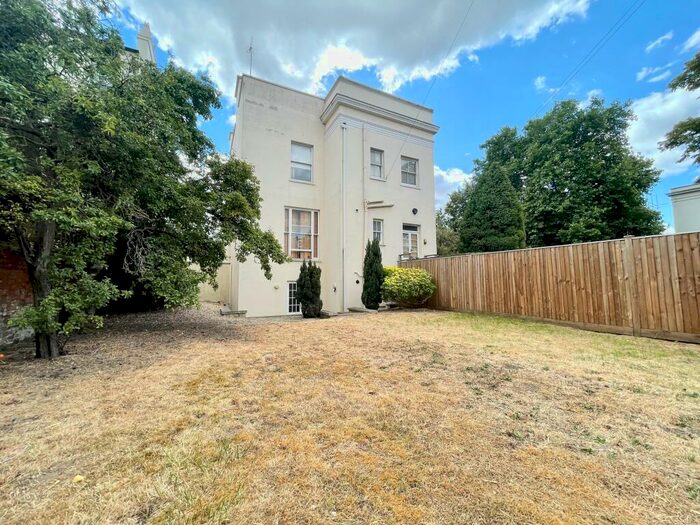 4 Bedroom Apartment To Rent In Clarence Road, Pittville, Cheltenham, GL52