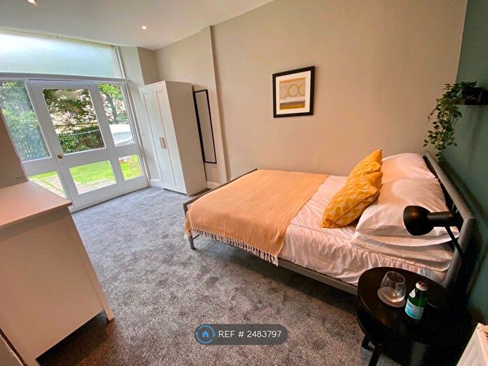 4 Bedroom Flat To Rent In Sloan Street, Edinburgh, EH6