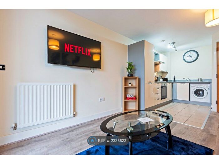 1 Bedroom Flat To Rent In Mason Way, Birmingham, B15