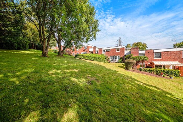 1 Bedroom Maisonette To Rent In Cascades, Court Wood Lane, Croydon, CR0