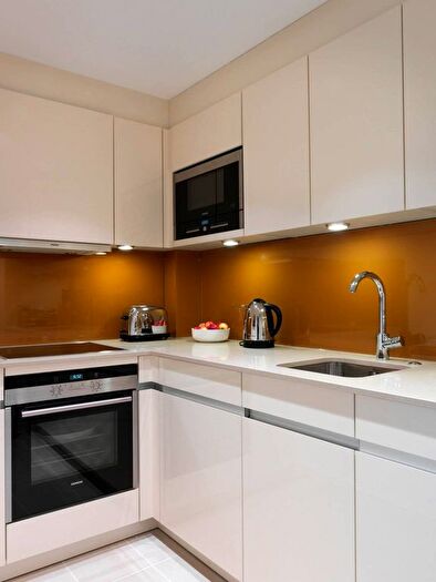 1 Bedroom Flat To Rent In Bow Lane, Bank, London, EC4M