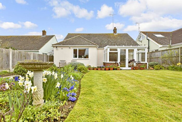 3 Bedroom Detached Bungalow For Sale In David Avenue, Cliftonville, Margate, Kent, CT9