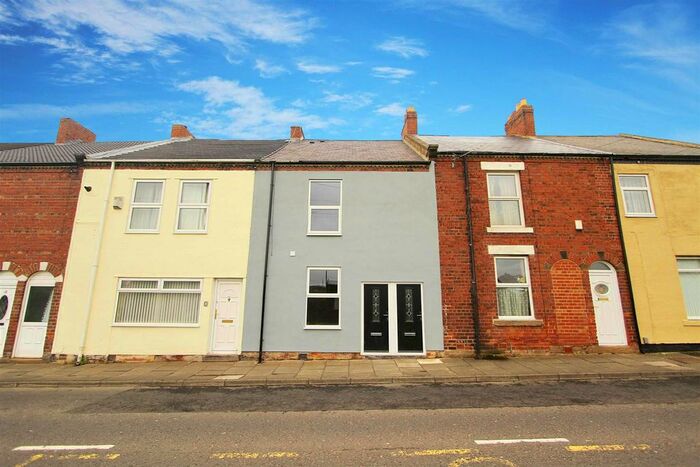 2 Bedroom Flat To Rent In Upper Crone Street, Shiremoor, Newcastle Upon Tyne, NE27