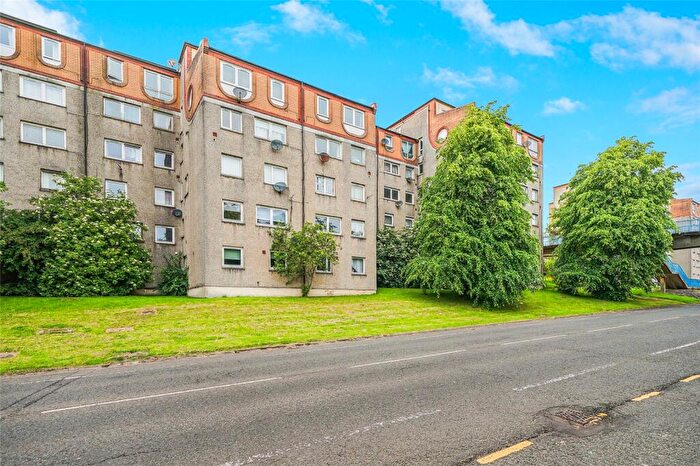 3 Bedroom Maisonette For Sale In Greenrigg Road, Cumbernauld, Glasgow, North Lanarkshire, G67