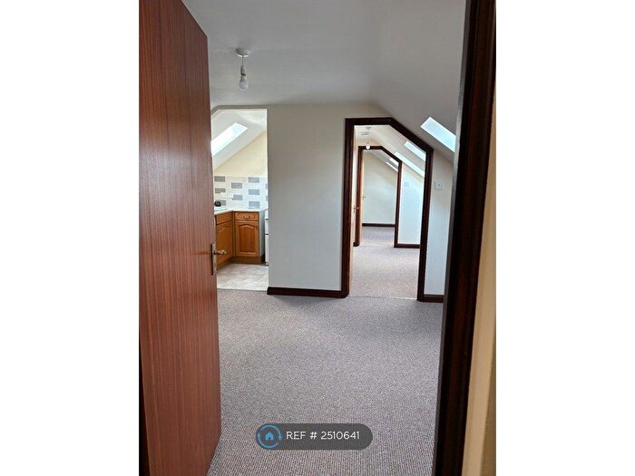 1 Bedroom Flat To Rent In Old School Yard, Welton, Lincoln, LN2