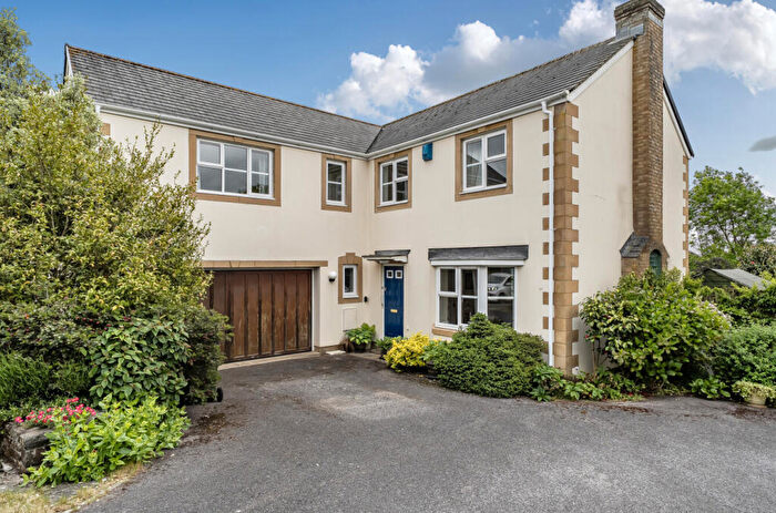 5 Bedroom Detached House For Sale In Kings Park, Chulmleigh, Devon, EX18