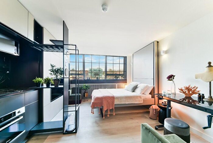 Studio To Rent In Dandi Wembley, HA9