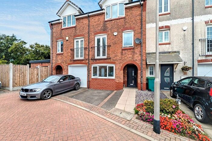 4 Bedroom Town House For Sale In Patterson Hill Close, Workington, CA14