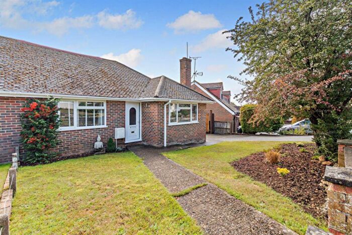 2 Bedroom Bungalow For Sale In Copperfield Drive, Langley, Maidstone, ME17