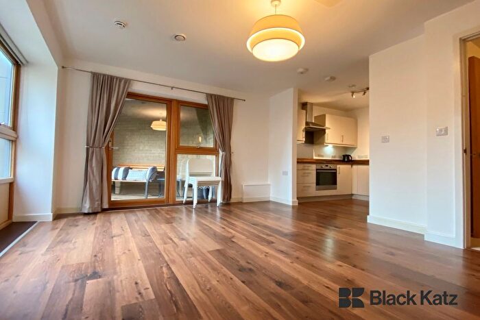 1 Bedroom Flat To Rent In Avonley Road, New Cross, SE14