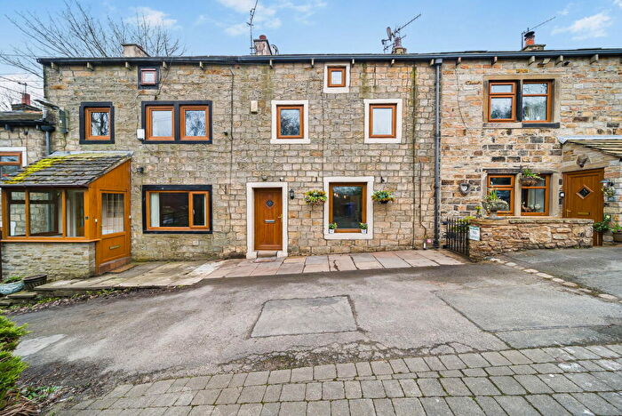 3 Bedroom Cottage For Sale In Pendle Bridge, Reedley, Burnley, BB12