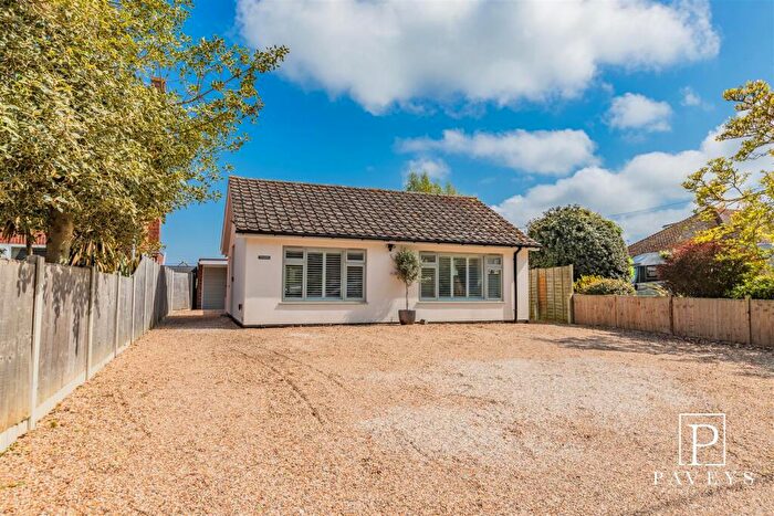 3 Bedroom Detached Bungalow For Sale In New Thorpe Avenue, Thorpe-Le-Soken, CO16