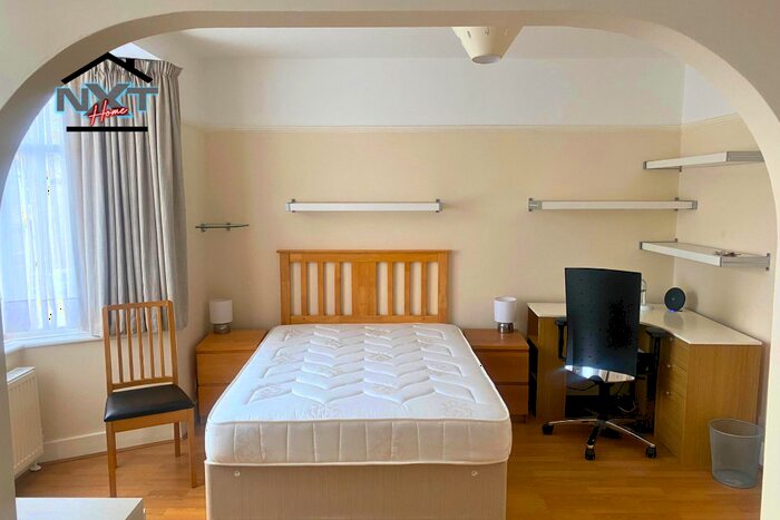 1 Bedroom House Of Multiple Occupation To Rent In Forest View Road, London, E17