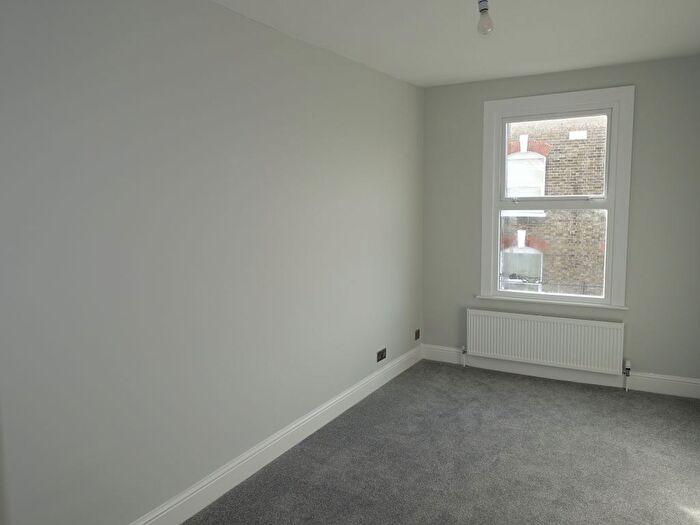 2 Bedroom Flat To Rent In Church Street, Croydon, CR0