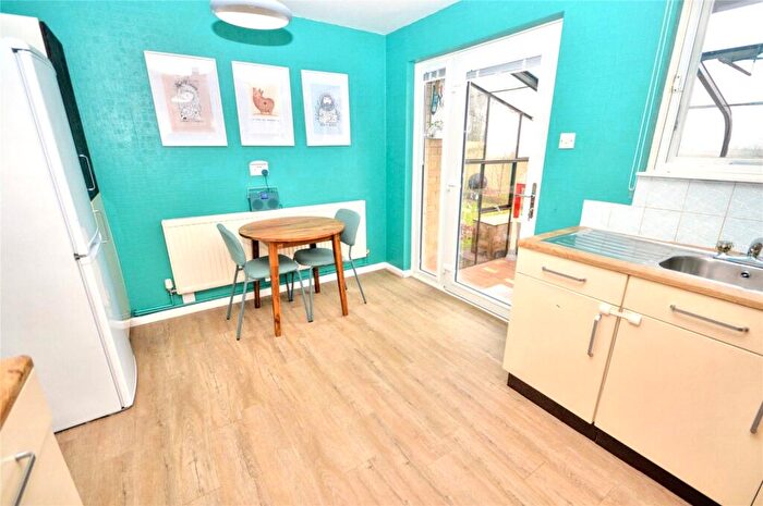 3 Bedroom Detached Bungalow For Sale In Shepcote Crescent, Leeds, West Yorkshire, LS16