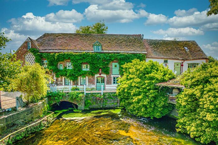 3 Bedroom Apartment For Sale In Mill Lane, Corfe Mullen, Wimborne, BH21