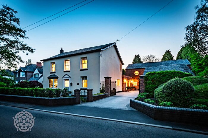 5 Bedroom Barn Conversion For Sale In Twiss Green Lane, Culcheth, Warrington, WA3