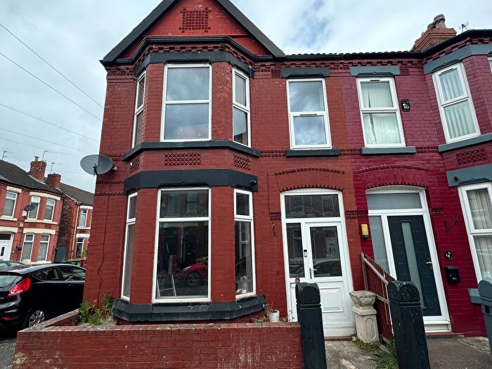 3 Bedroom End Of Terrace House To Rent In Tennyson Avenue, Birkenhead, CH42