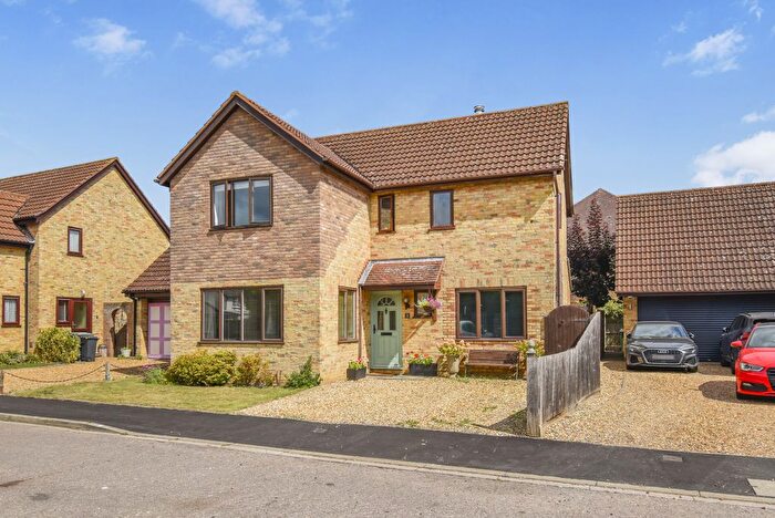 4 Bedroom Detached House For Sale In Queens Close, Northill, Biggleswade, SG18